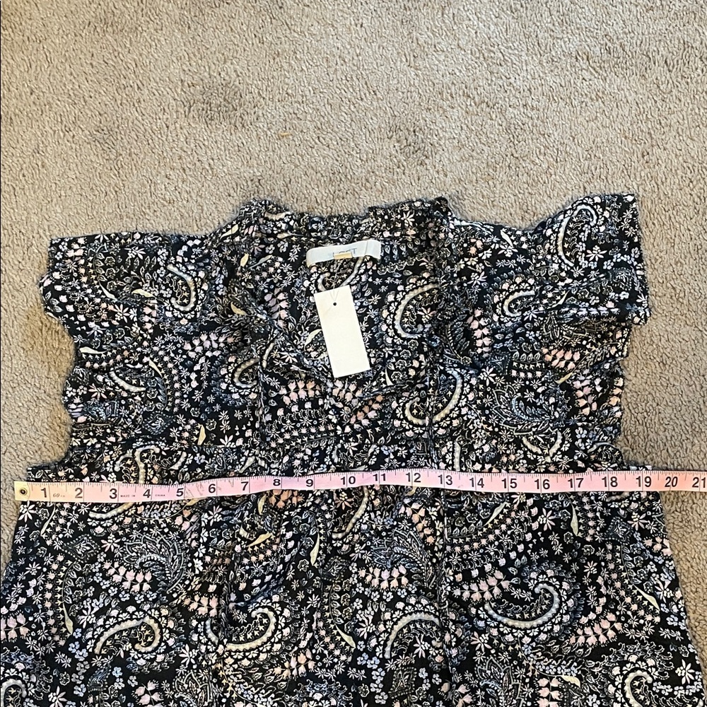 LOFT Women's Top with Black and Pink Paisley Design Medium NWT - Picture 8 of 10